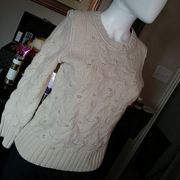 🔥 ANN TAYLOR SWEATER